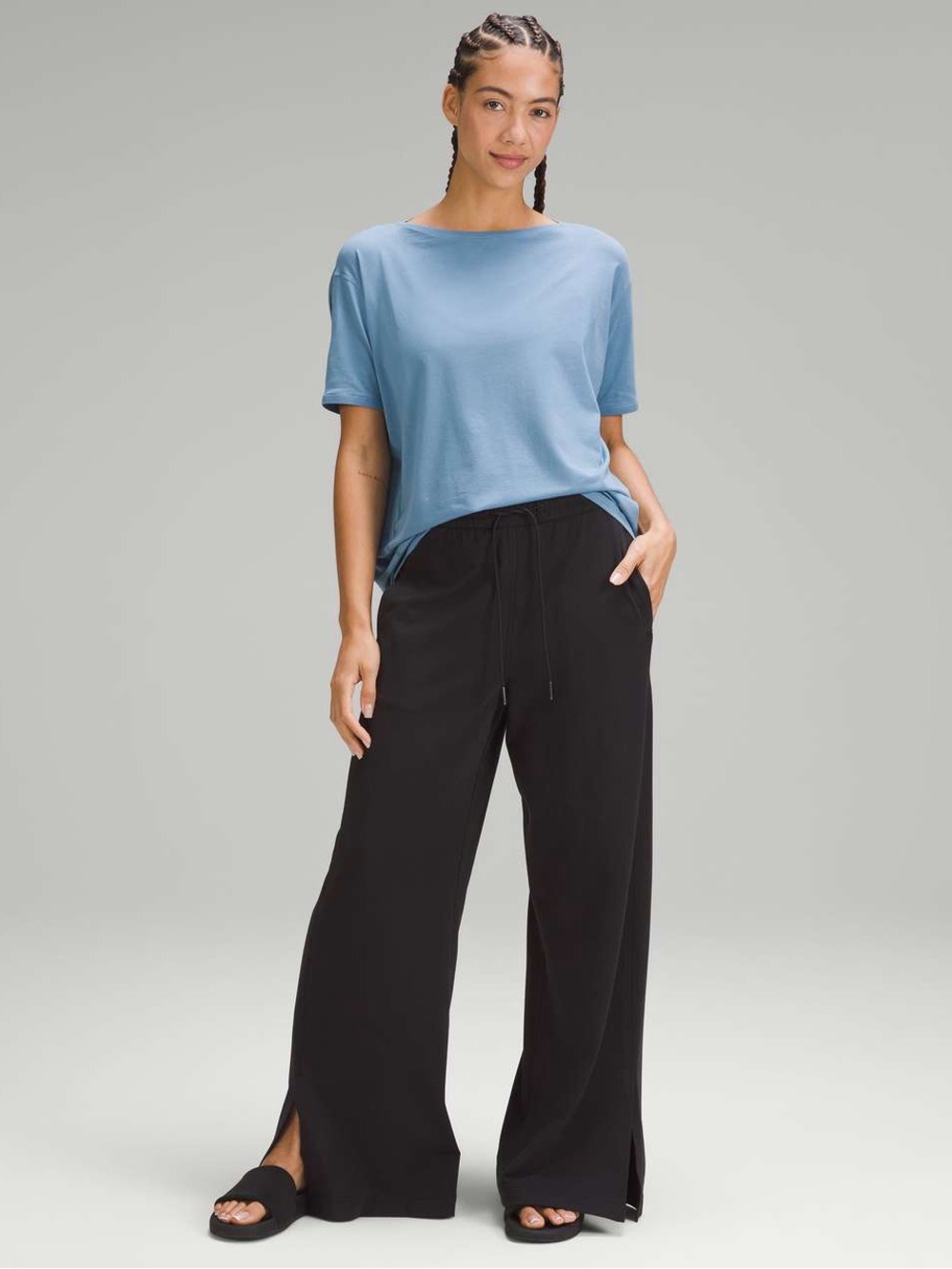 Lululemon Back in Action Short-Sleeve T-Shirt
Utility Blue